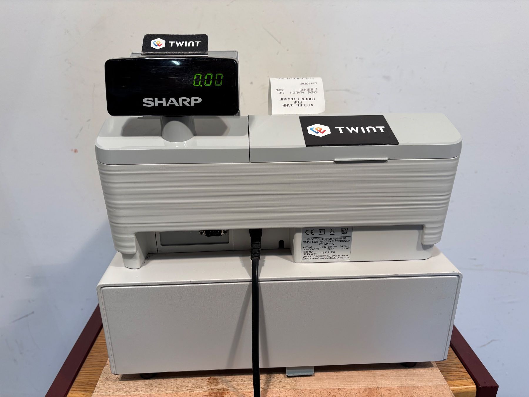 Sharp Registratore di cassa: Registrierkasse SHARP XE-A207W mit Ersatz Thermorollen – Usato da Winterthur venduto da ReUse_Baumarkt 5