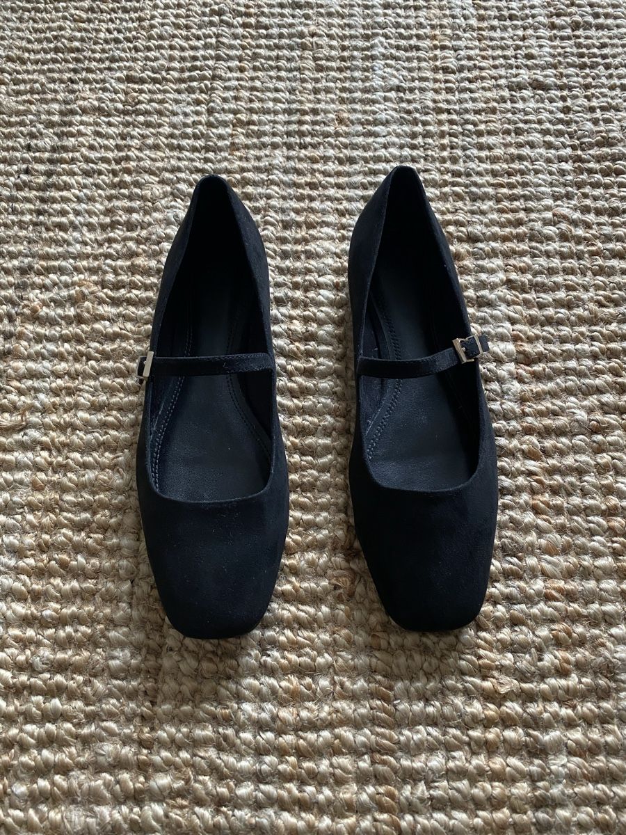 H&M Scarpe da donna: Black Suede Ballerinas – Nuovo (secondo la descrizione) da Zürich venduto da afe_q5ck 1