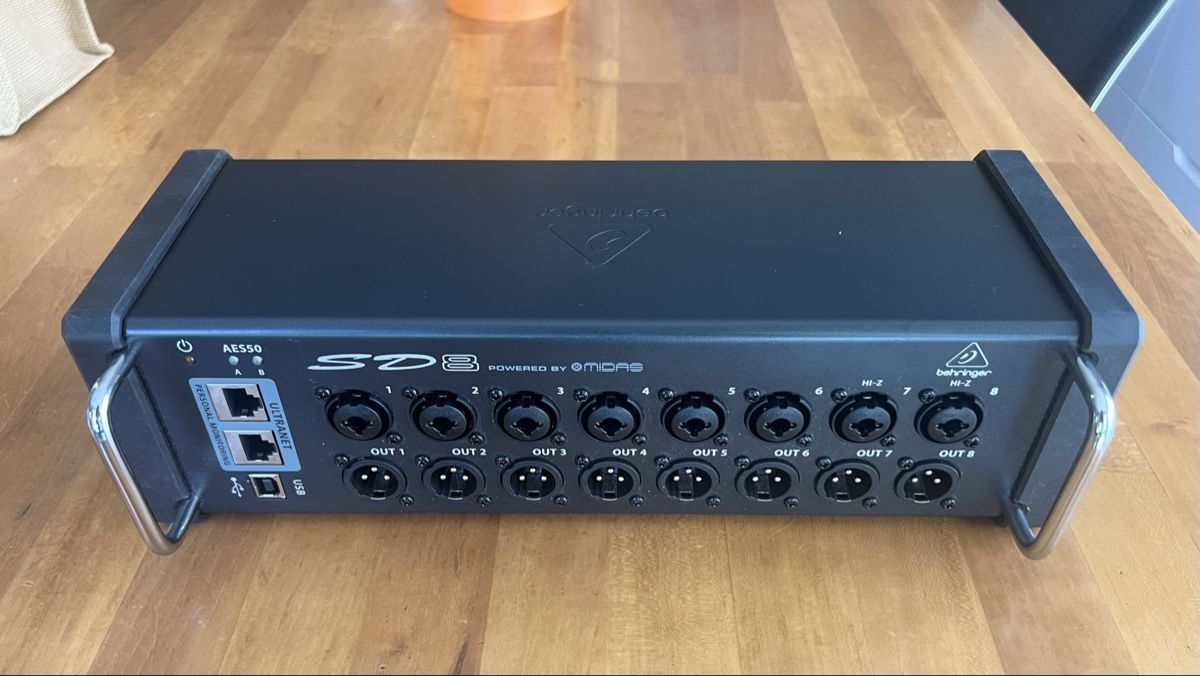 Behringer Console di mixaggio: Behringer SD8 Stage Box – Usato da Giubiasco venduto da telecaster0041