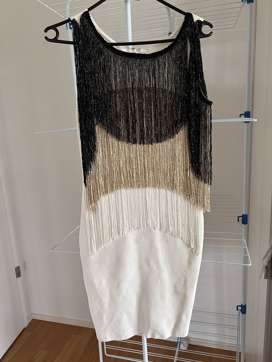 Vestiti: Festliches Cocktailkleid Grösse M/L mit Fransen – Usato da Dübendorf venduto da karim1409