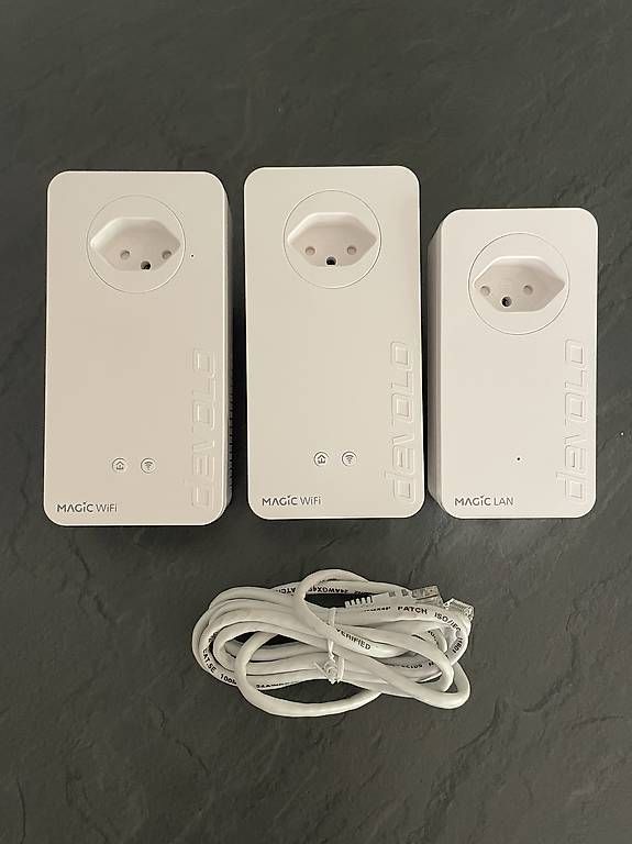 Lecteurs & Adaptateurs: devolo Magic 2 WiFi next Multiroom Kit (3 Adapter) – D'occasion à Basel par gaobi