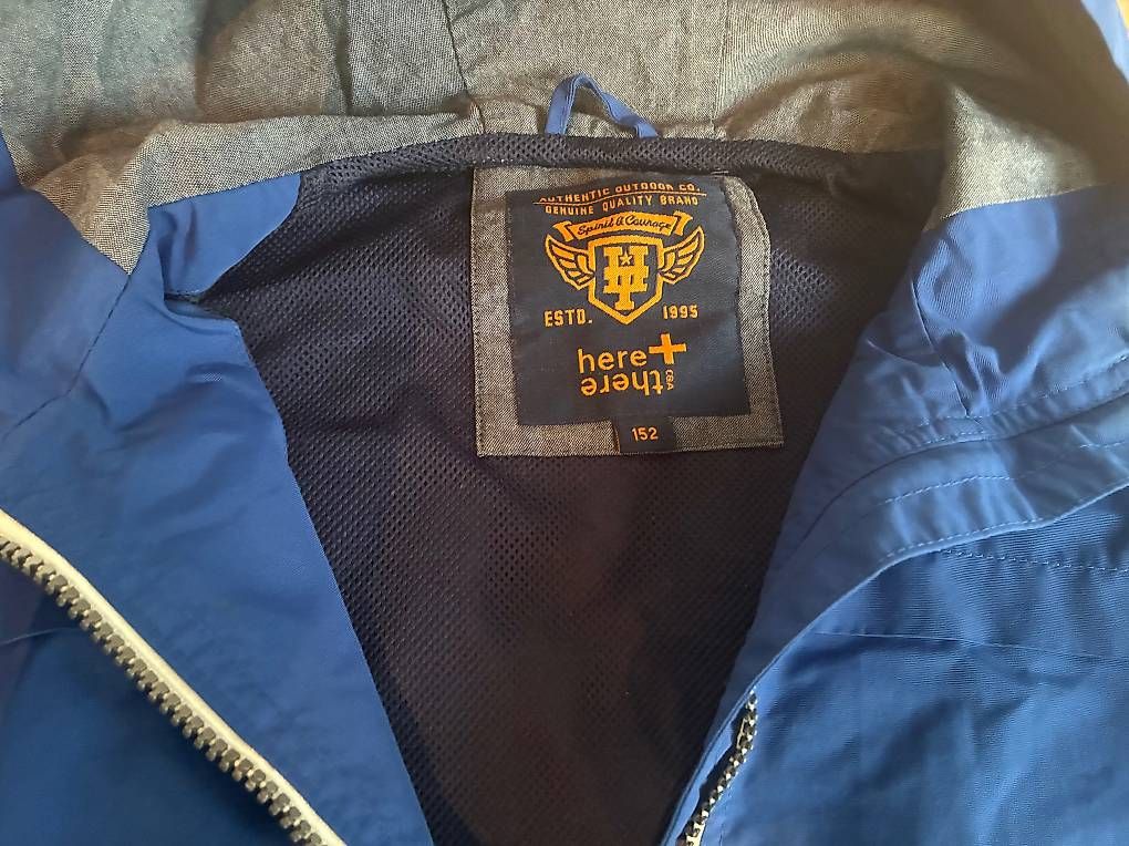 Vestes & Manteaux: Frühlingsjacke Gr. 140/146 – D'occasion à Winterthur par Rawille 1