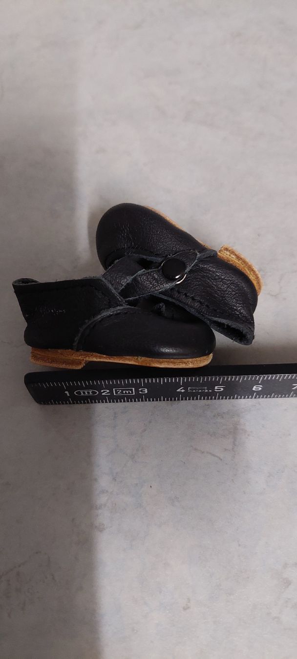 Puppen: 5 Paar Puppenschuhe  – Gebraucht aus Muri AG von nindo1 2
