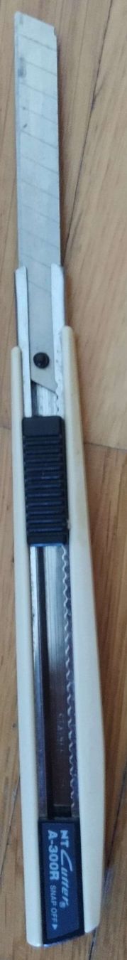 Tutti gli attrezzi: Cutter, NT Cutter A-300 R - 14.5.cm - – Nuovo (secondo la descrizione) da Zürich venduto da 1-2-3-Kaufen 5