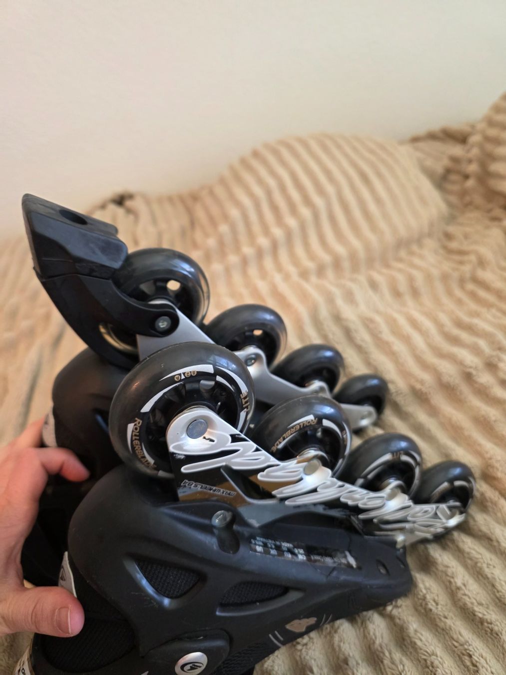 Pattini in linea & Pattini a rotelle: Rollerblade Inline Skates Neu – Nuovo (secondo la descrizione) da Oberentfelden venduto da softiratte 2