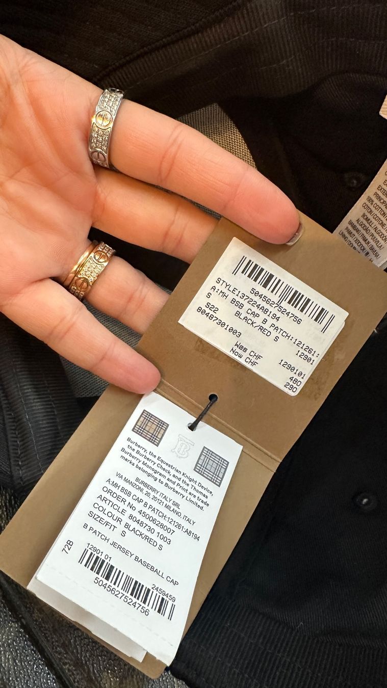 Burberry Altro in  Abbigliamento & Accessori: Burberry Kappe – Nuovo e nell'imballaggio originale da Lachen SZ venduto da HelvetiaLuxury 9