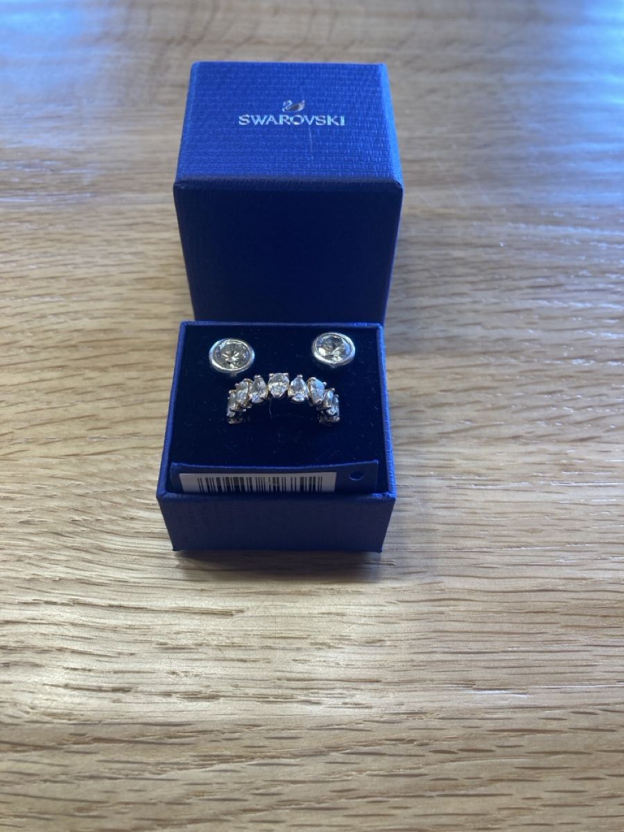 Swarovski Altri gioielli: Swarovski Set Christall Ring Gr. 53 – Nuovo (secondo la descrizione) da Latterbach venduto da zimmerbraun 2