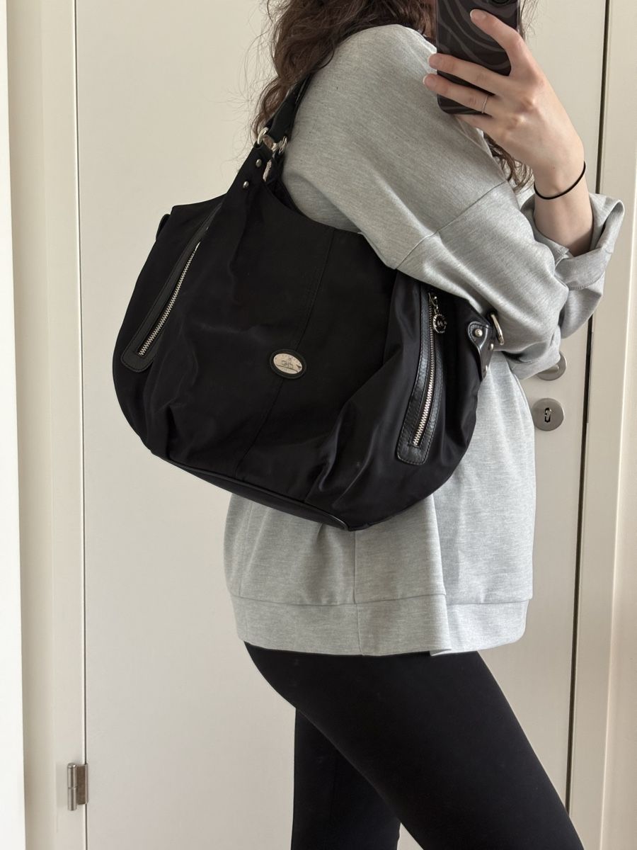 Sacs femmes: Sac cabas noir – D'occasion à Lausanne par Sha_btd