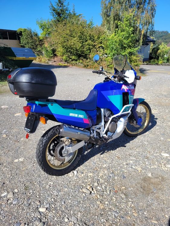 Honda Africa Twin 750 RD04 Aus 1. Hand Acheter sur Ricardo