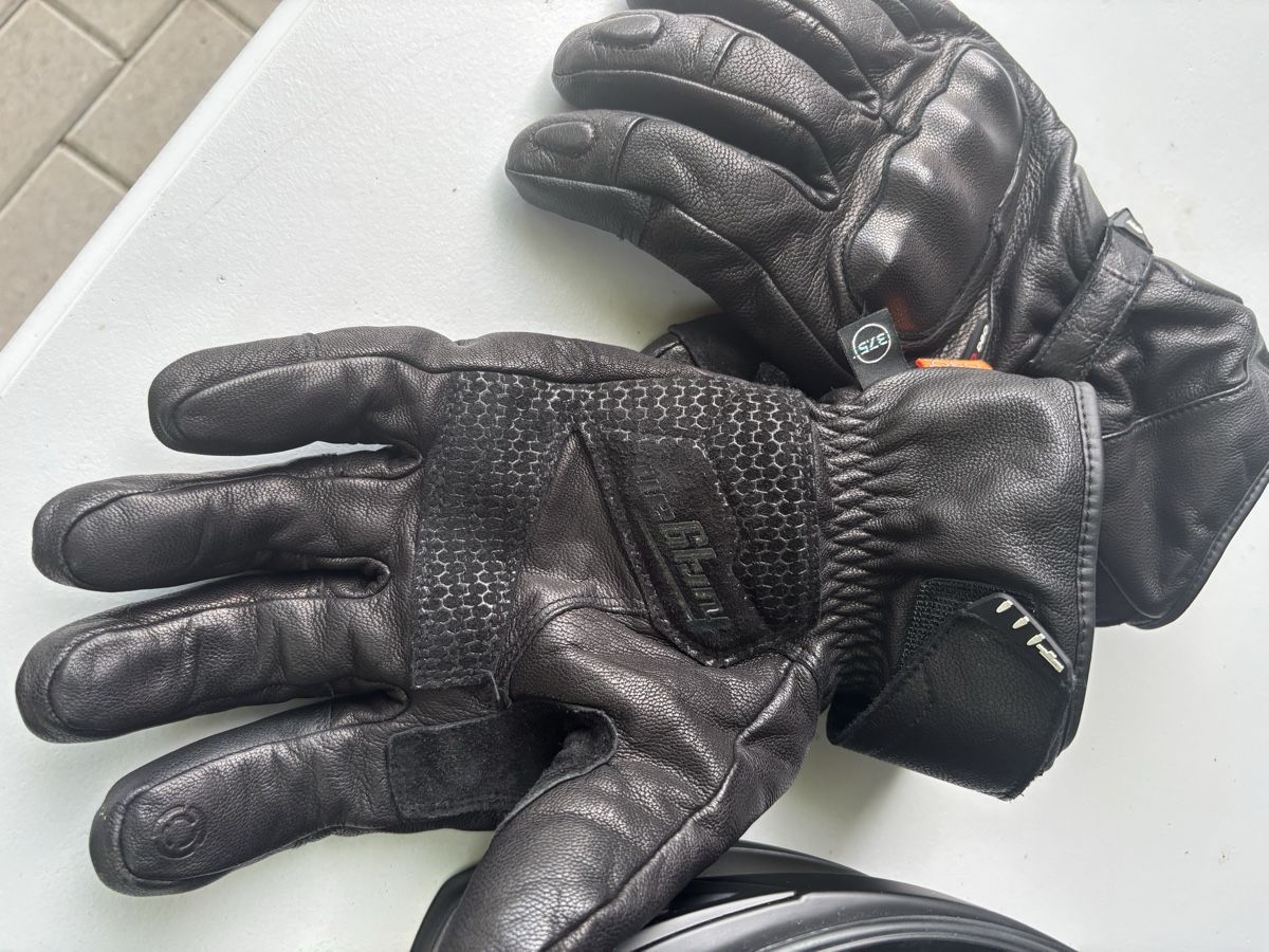 Caschi & visiere: Casque et gants de moto – Nuovo (secondo la descrizione) da Prangins venduto da Rodard8 5