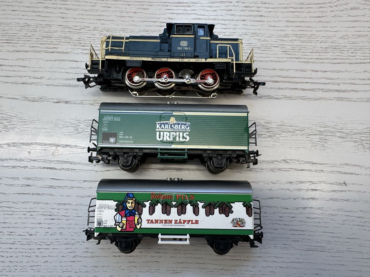 Märklin Modellini di ferrovie: Märklin 3141 DB BR 260 Bierzug – Usato da Lupsingen venduto da New-Haven 3