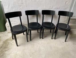 Viererset Beizenstühle schwarz