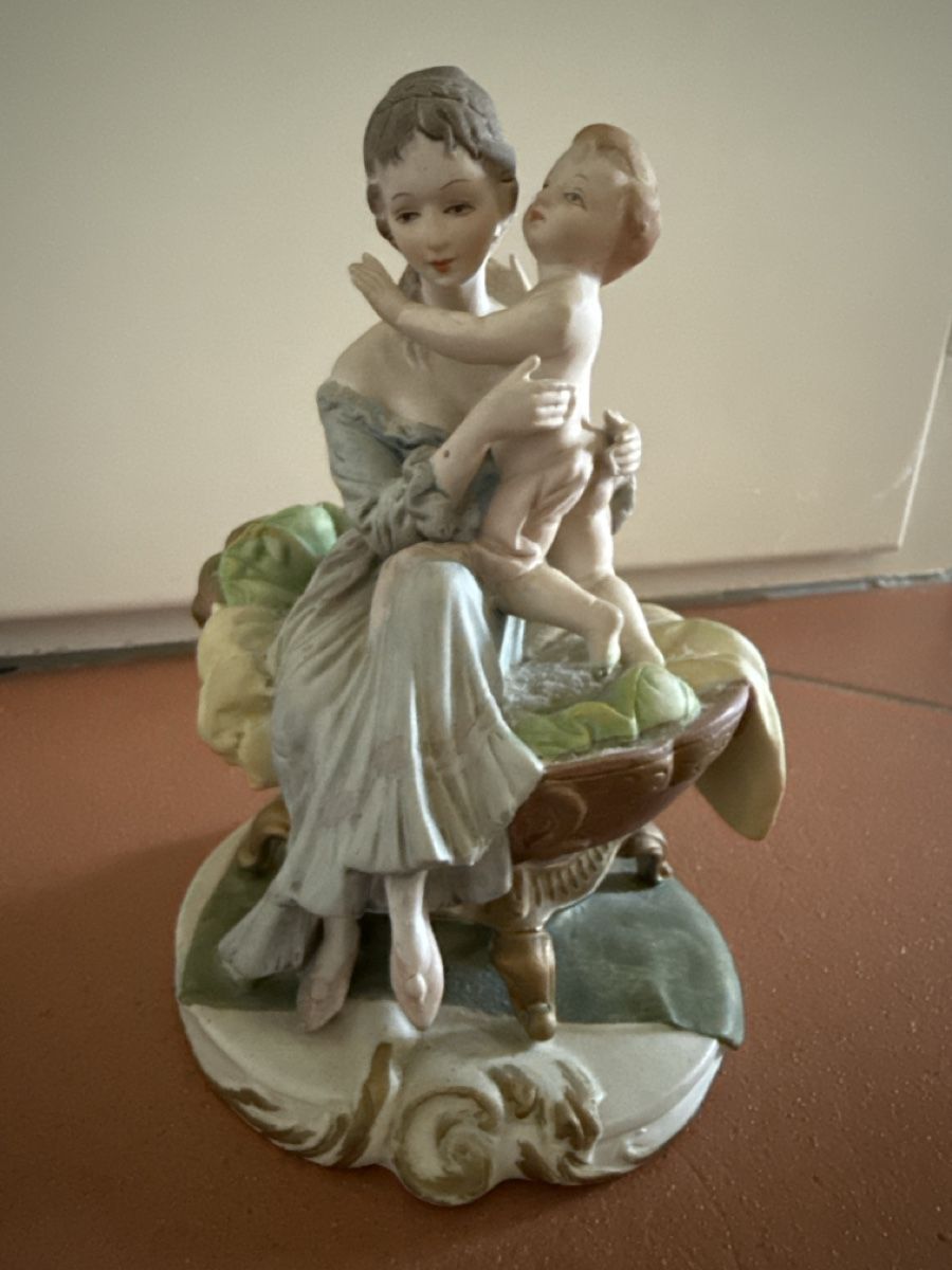 Statuette: Statuetta Capodimonte  – Usato da Cuarnens venduto da rob_r7f5