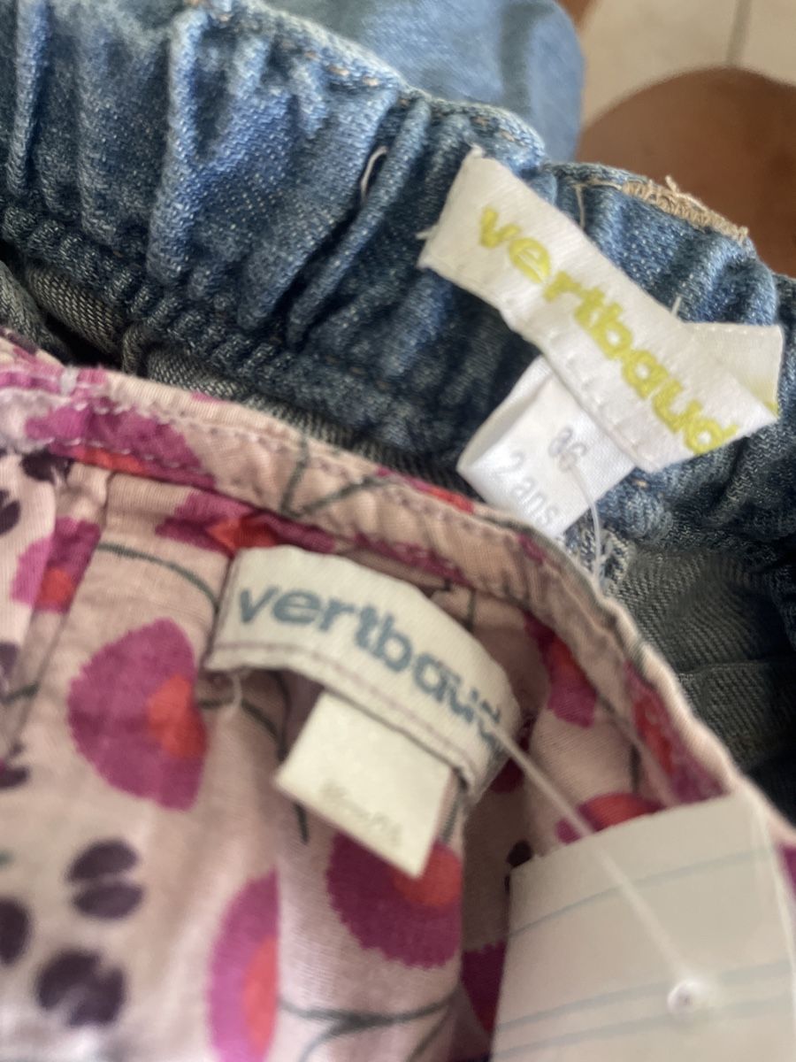 Vertbaudet Kleiderpakete & -sets: Verbaudet Mädchen Set, Gr. 86, Bluse & Shorts, Baumwolle – Gebraucht aus Obergerlafingen von cabo4 2