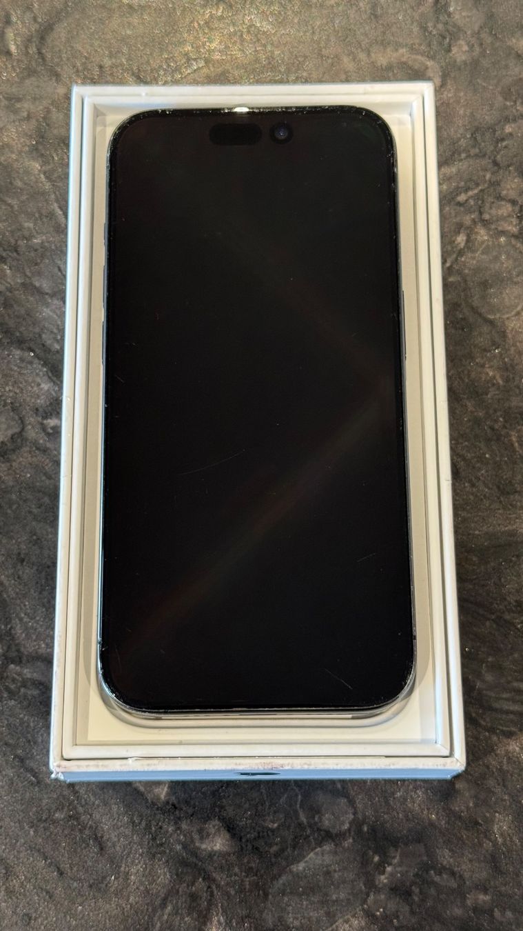 Apple Handys / Smartphones: iPhone 15 Pro Blau – Neues Case & neues Panzerglas – Gebraucht aus Gutenswil von Naef76 4