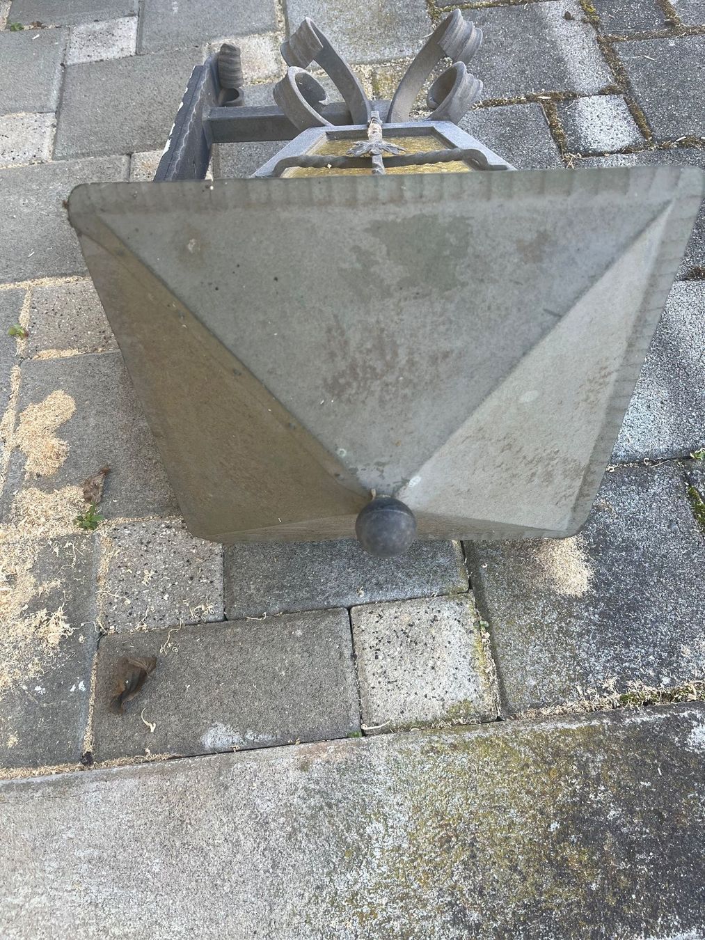 Lampade: Lampe Eisen – Usato da Moosleerau venduto da Leerau 2