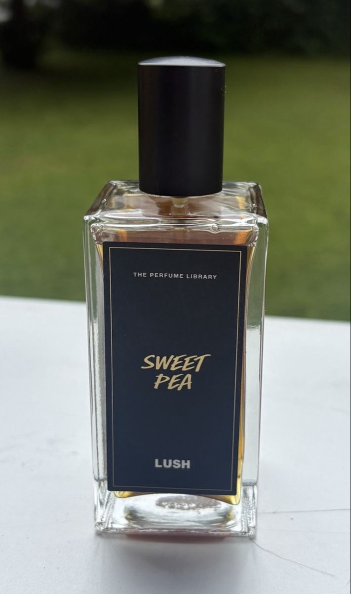 Lush Profumi & Eau de Toilette: Parfum Sweet Pea Lush 100ml – Usato da Winterthur venduto da kot_hf5s