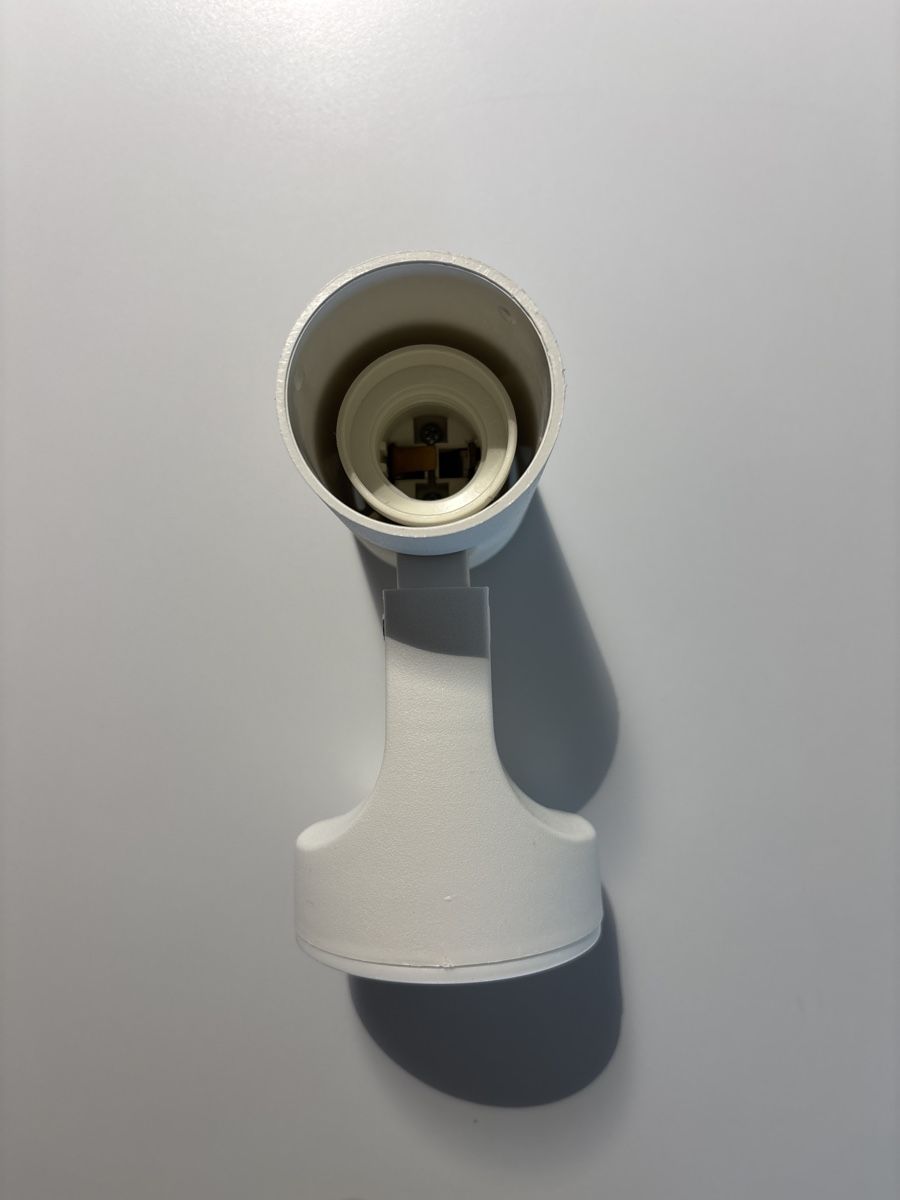 Kronleuchter & Deckenlampen: Wand- oder Deckendspot weis – Neu und originalverpackt aus Kirchleerau von koerbel 1