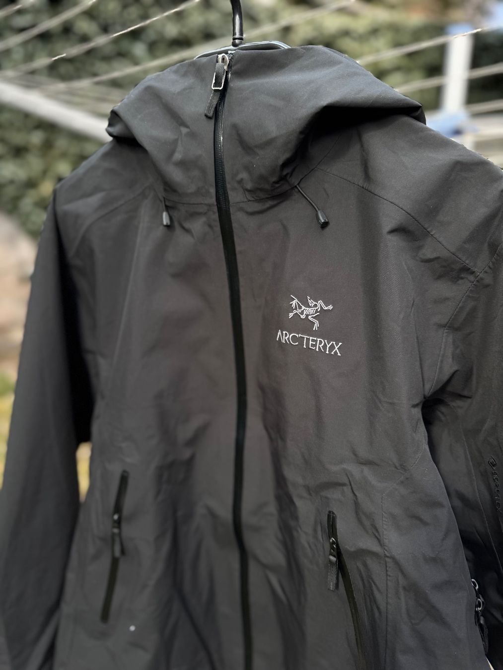 Arcteryx Jacken: Arcteryx Beta Jacke – Gebraucht aus Campocologno von fsc.7wcp 1