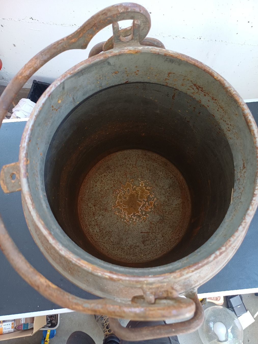 Alle Dekorationen: Eiserne Milchkanne 40 Liter – Defekt aus Wangenried von Recycler94 6