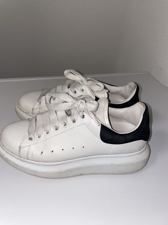Alexander Mcqueen Chaussures femmes: Alexander McQueen Sneakers – D'occasion à Obergerlafingen par elb_t5wf 2