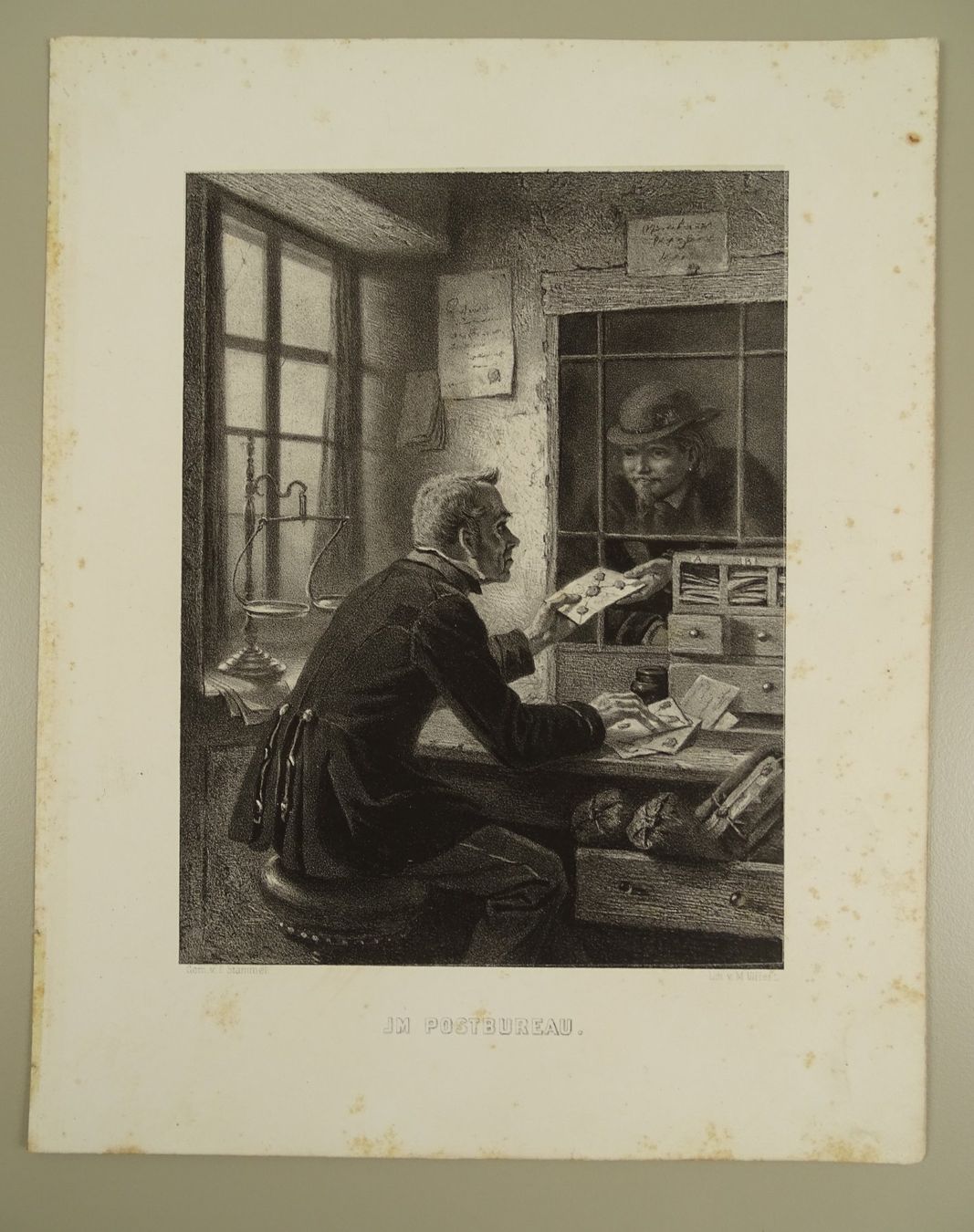 IM POSTBUREAU BRIEF POSTSTELLE POST WAAGE LITHOGRAPHIE (Gebraucht