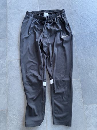 Nike Dri-Fit Trainingshose Gr. XL, Schwarz, Top Zustand! 49
