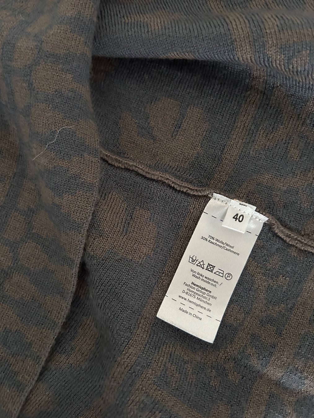 Vestiti: Schicker Look: Hemisphäre Pulli & Rock im Set – Usato da Wimmis venduto da rimnakit 8