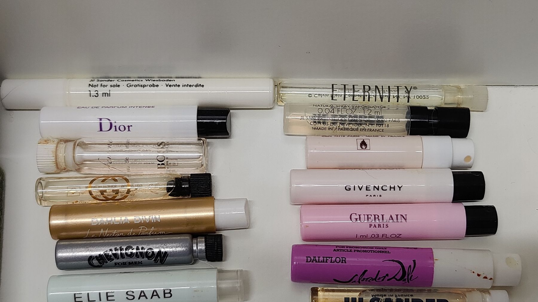 Profumi & Eau de Toilette: Lot Probier-Düfte verschiedene mit Box (L30) – Usato da Neuenhof venduto da bro_9zsg 3