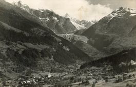 Fiesch  VS   mit Finsteraarhorn & Fieschergletscher  um 1929