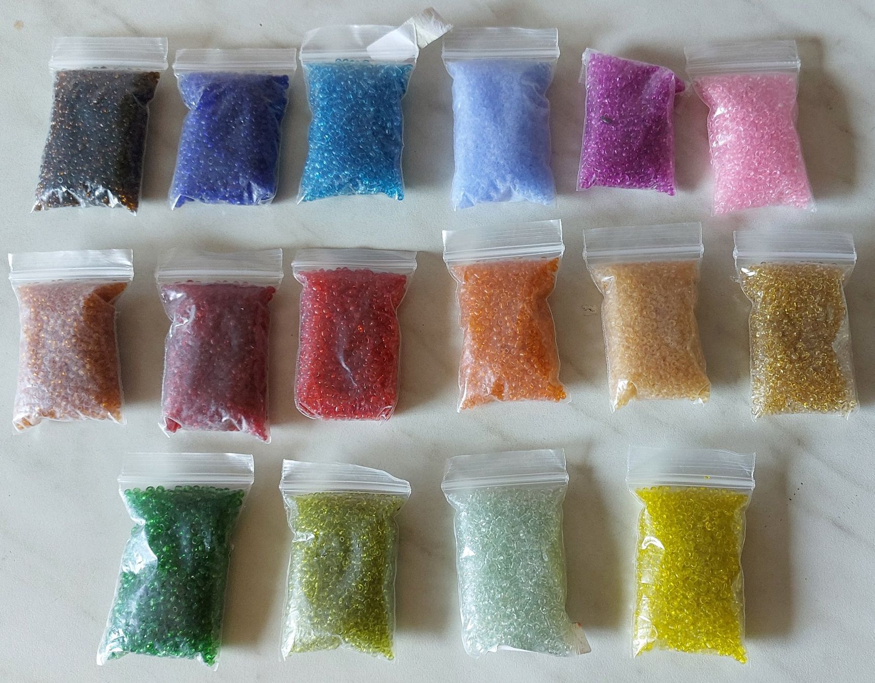 Kit bricolage: Bastelperlen *NEU* – Nuovo (secondo la descrizione) da Zollikofen venduto da Blackie