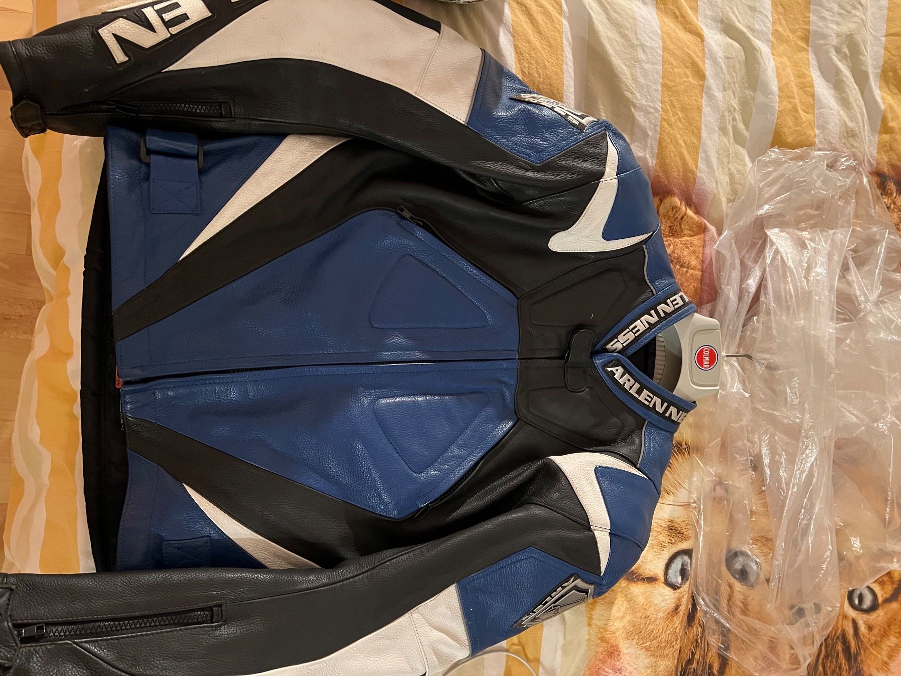 Vestes: Giacca moto – D'occasion à St Moritz par Ma_S2023