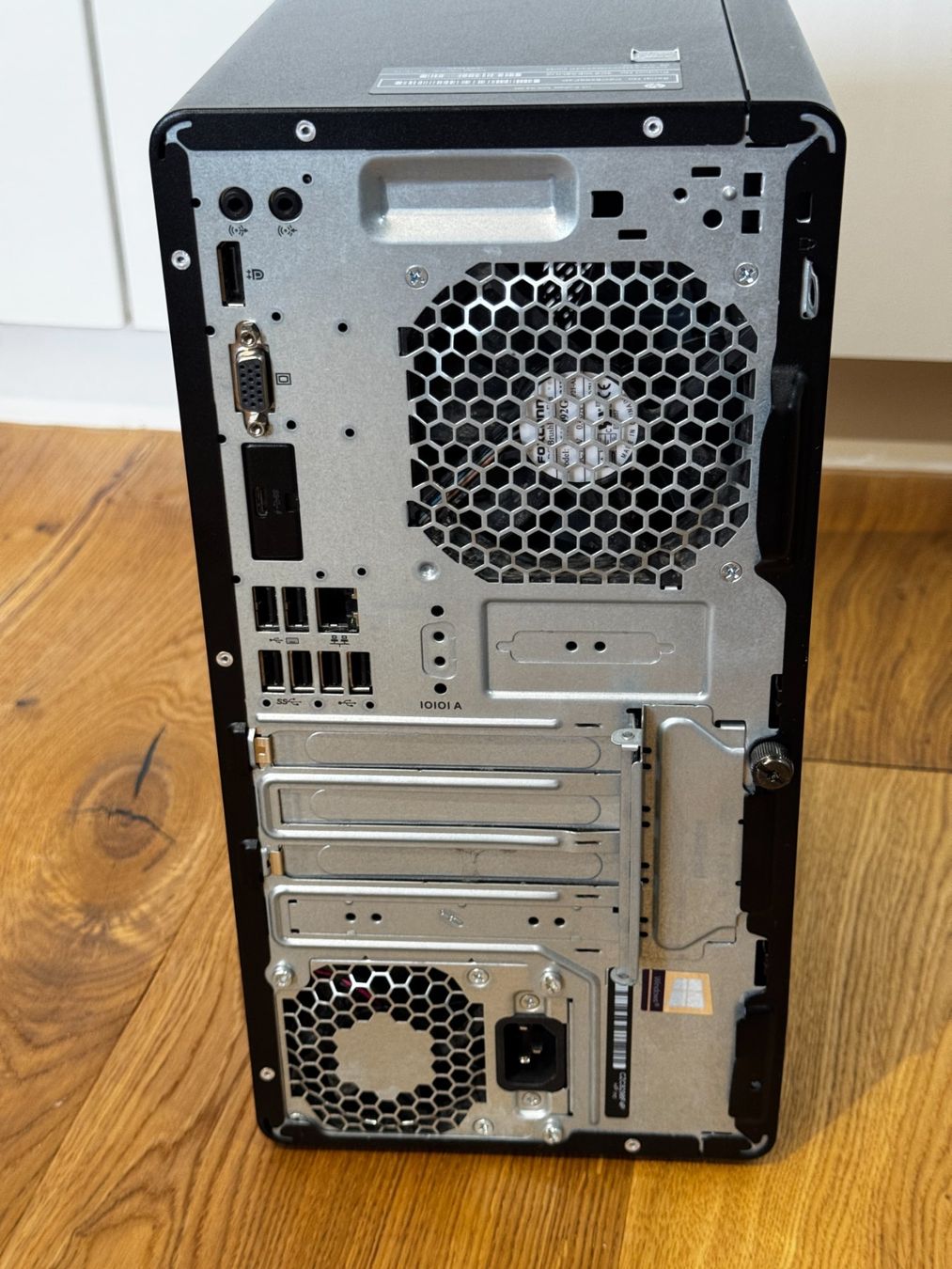 Hewlett Packard PC: HP ProDesk 400 G5 MT – Usato da Flawil venduto da lightstorm77 3