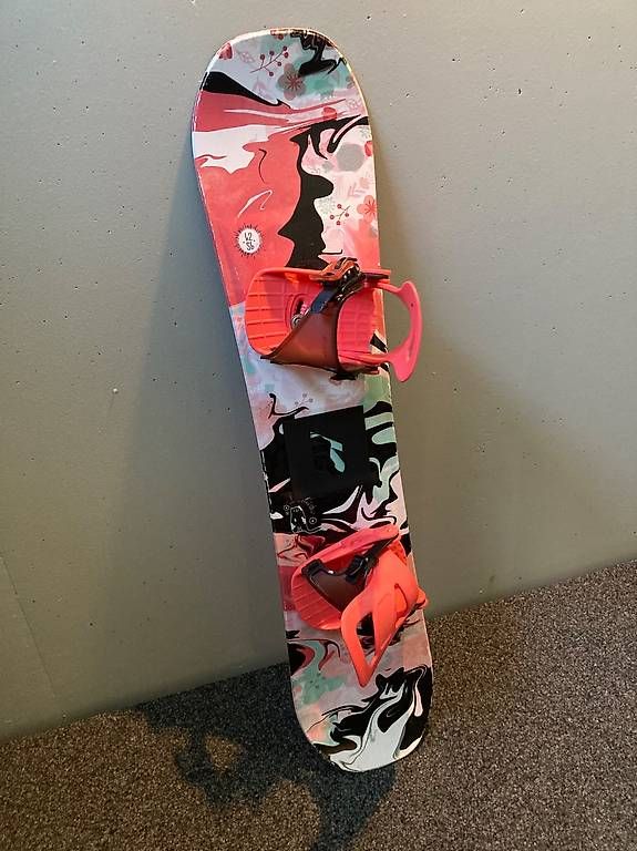 K2 Board: Snowboard enfant avec fixation K2 110cm – Usato da Hünibach venduto da MiBenoit