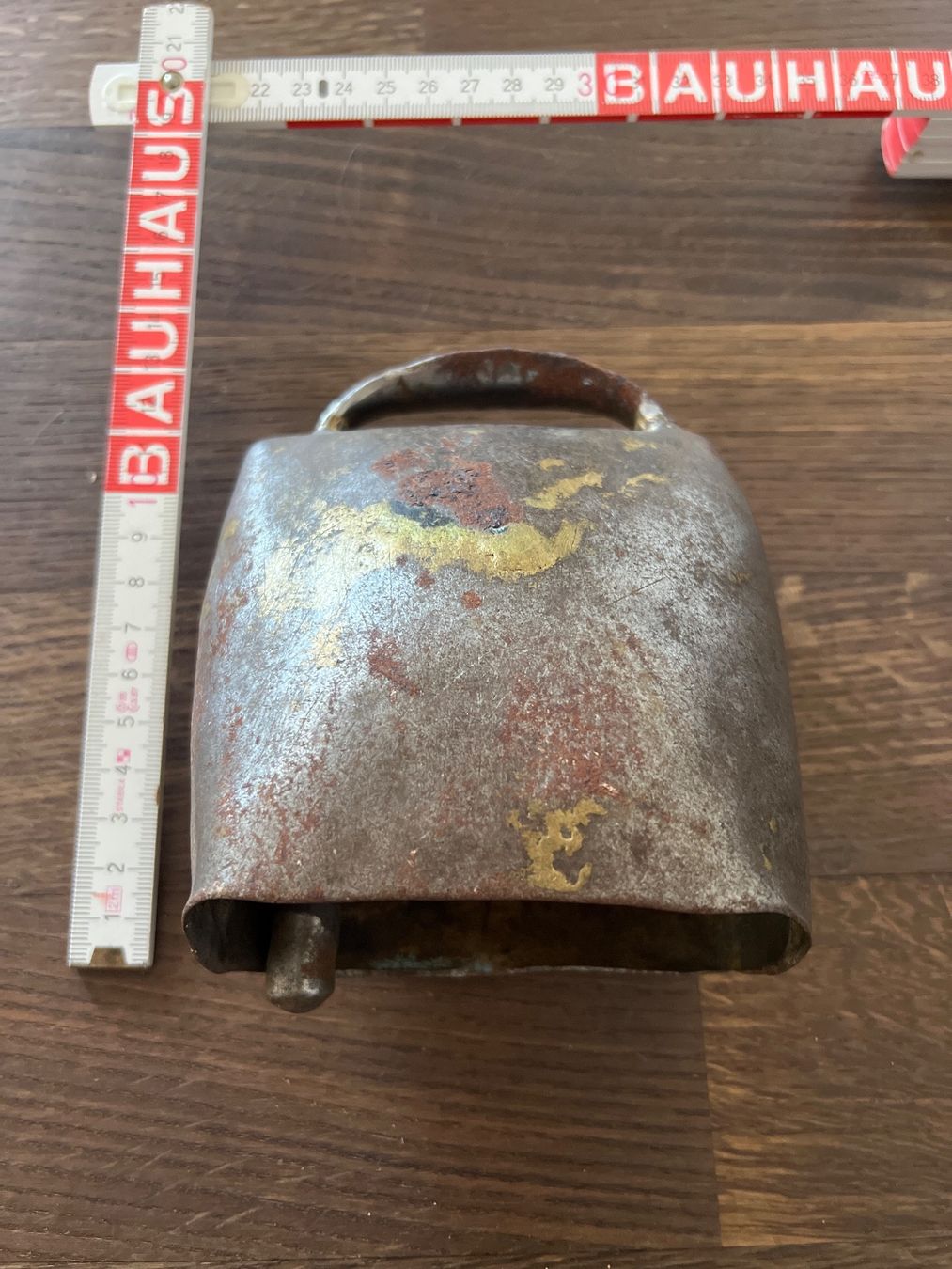 Campanacci mucche: antike Treichel, 11 cm hoch – Usato da Mols venduto da AgaJ 1