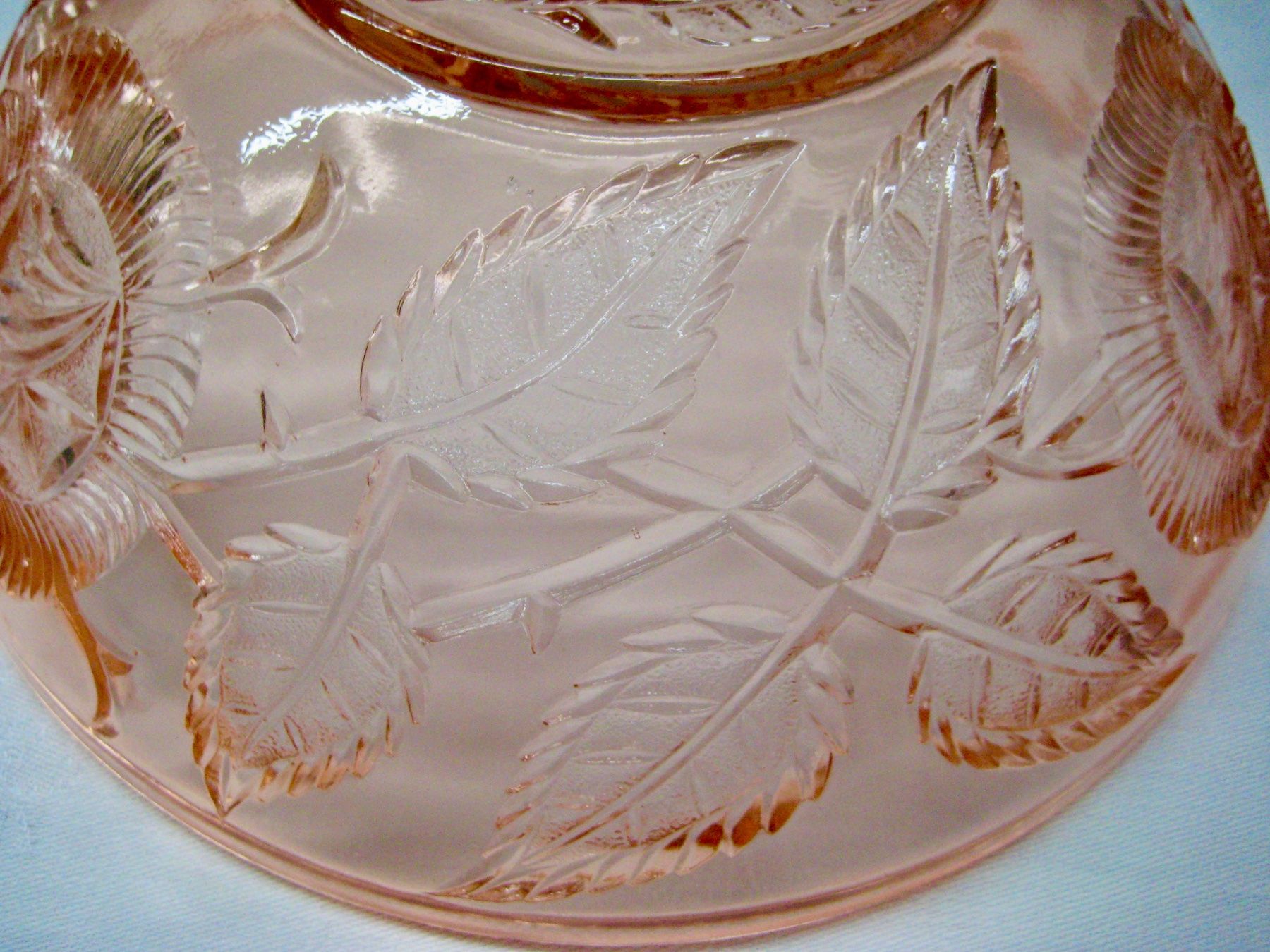 Schalen: Antike Glas Schale Rosalin Glas – Gebraucht aus Langendorf von Happy11 3
