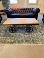 Couchtisch mit Rollen Industrial Stil