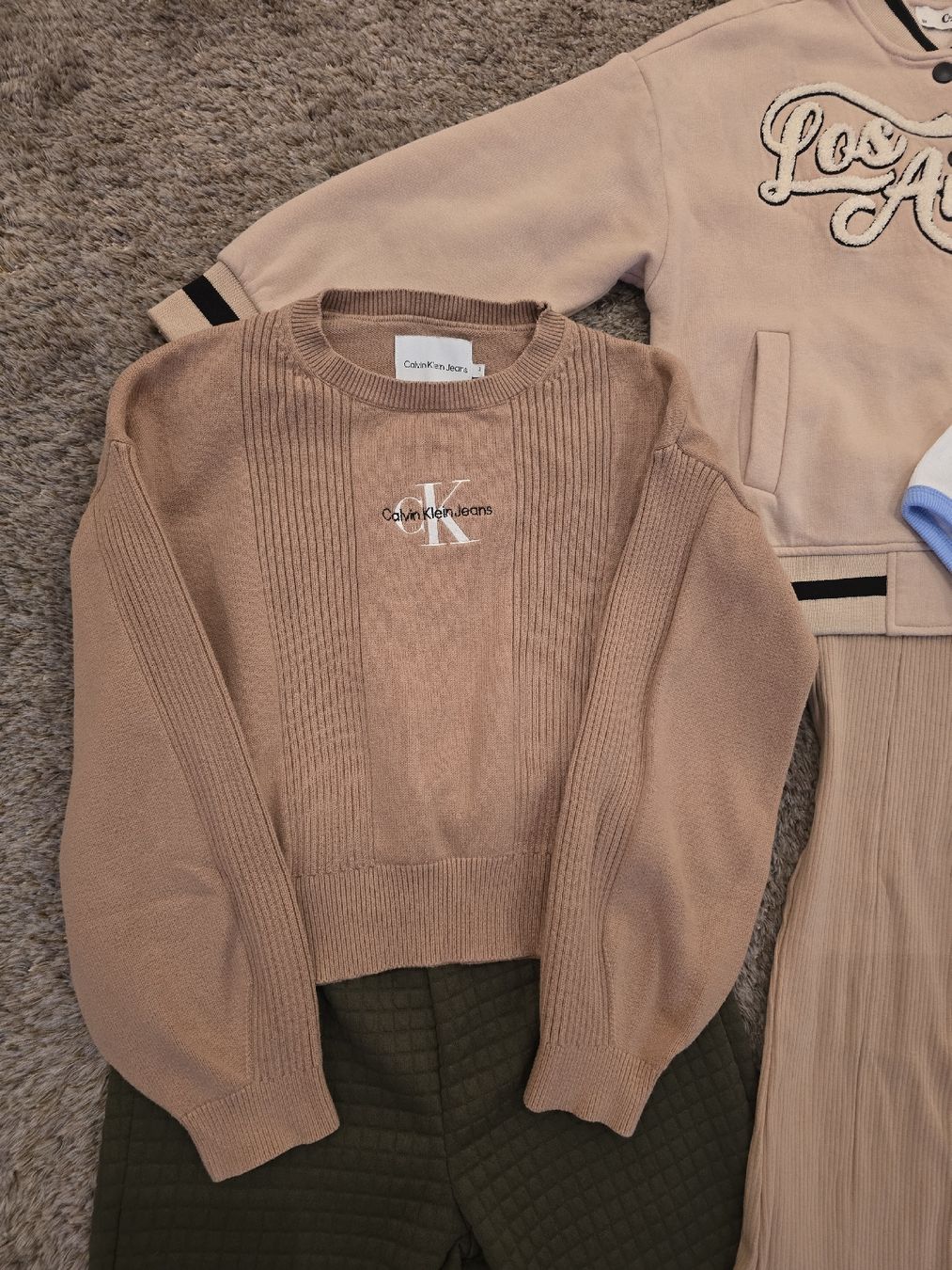 Calvin Klein Ensembles coordonnés: Kleiderpaket "Herbstkleider Gr.128- 134 – D'occasion à Rorschacherberg par Olgamedved 9