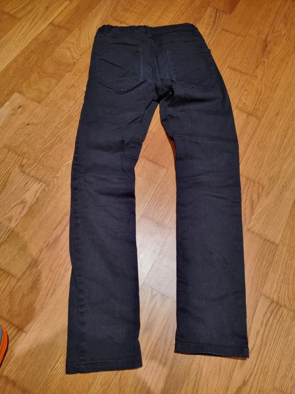 H&M Pantalons: 1 Jeans, Grösse 146 – D'occasion à Rothenfluh par Sawi80 1