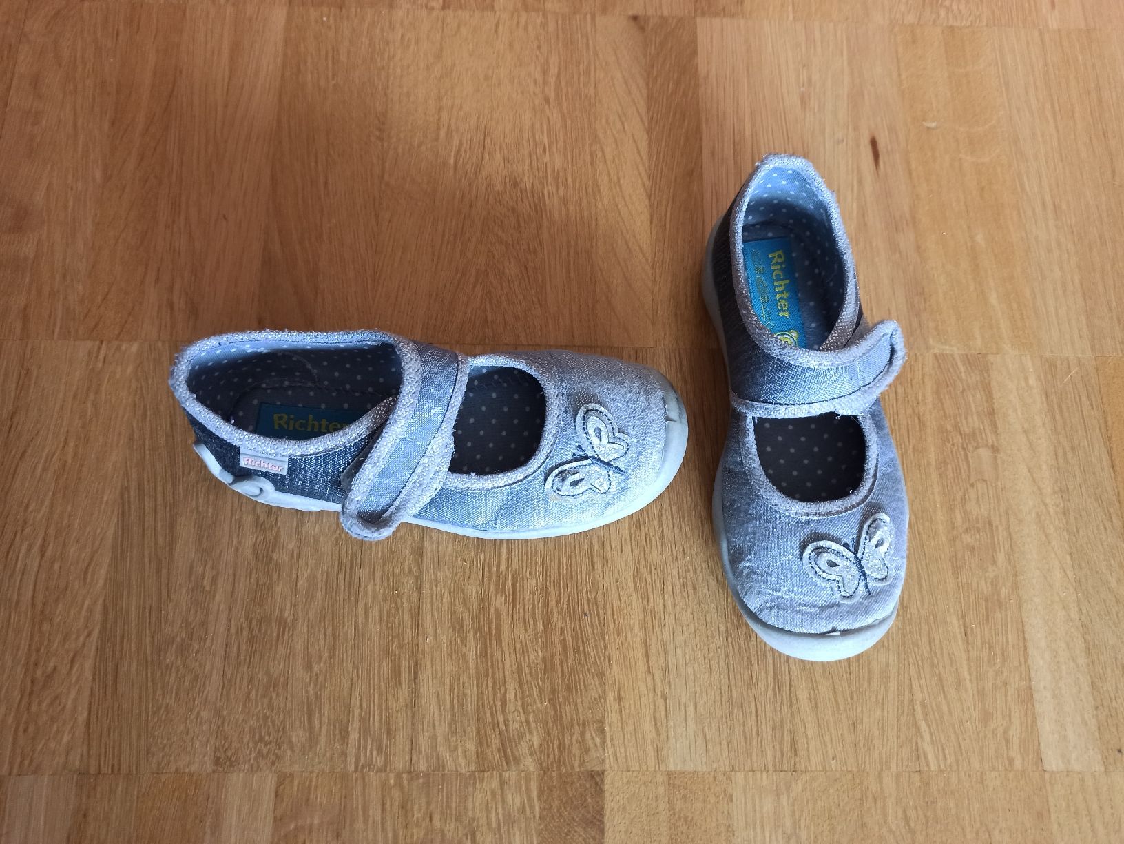 Scarpe per ragazze: Mädchen Richter Finken Gr 26 – Usato da Allschwil venduto da lau_lvl5