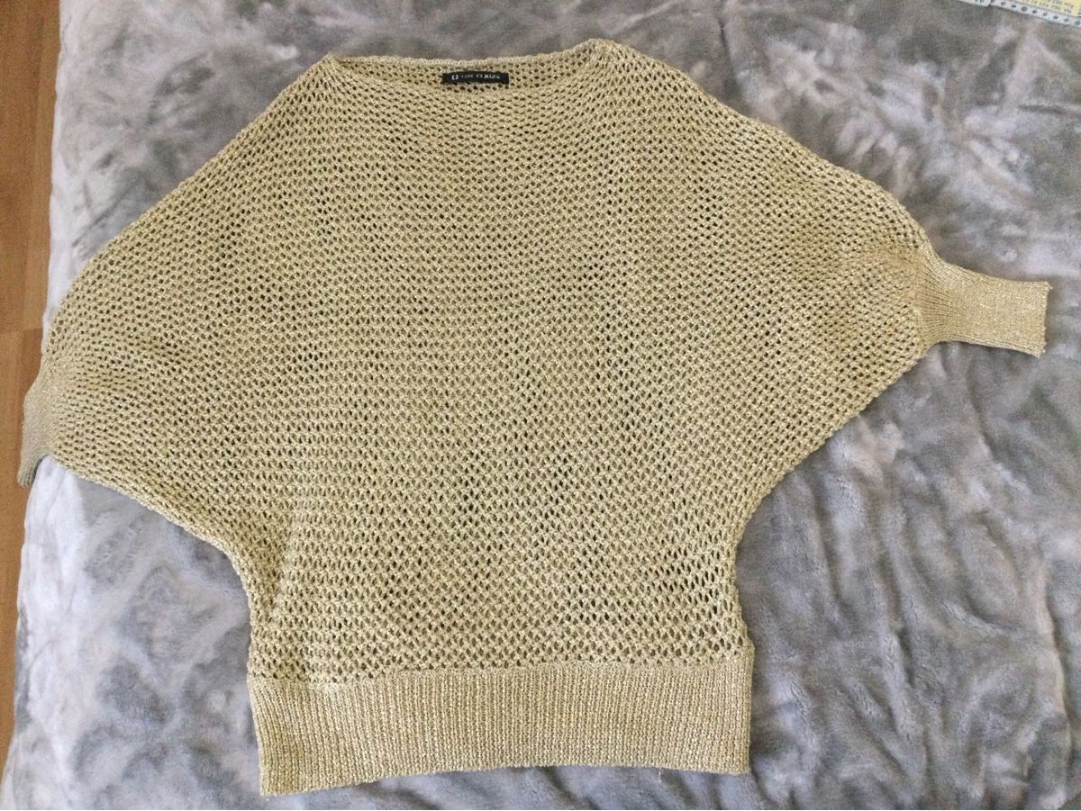 Maglioni & Felpe: Pullover Gold gelocht neuwertig  – Usato da Villnachern venduto da Anita2006 1