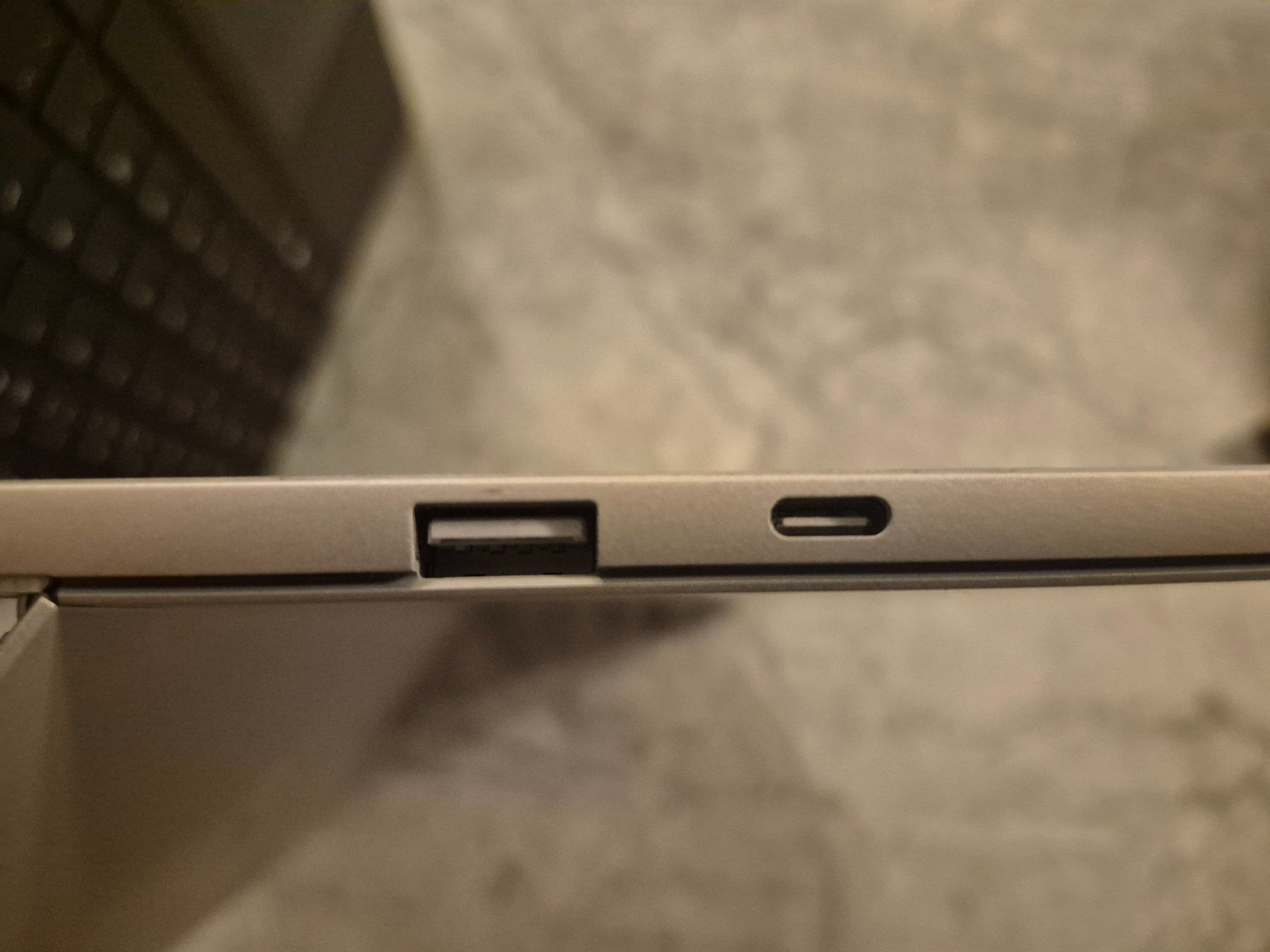 Tablet PC: Microsoft Surface Pro 7 – Gebraucht aus Tägerwilen von tur_wx6x 1