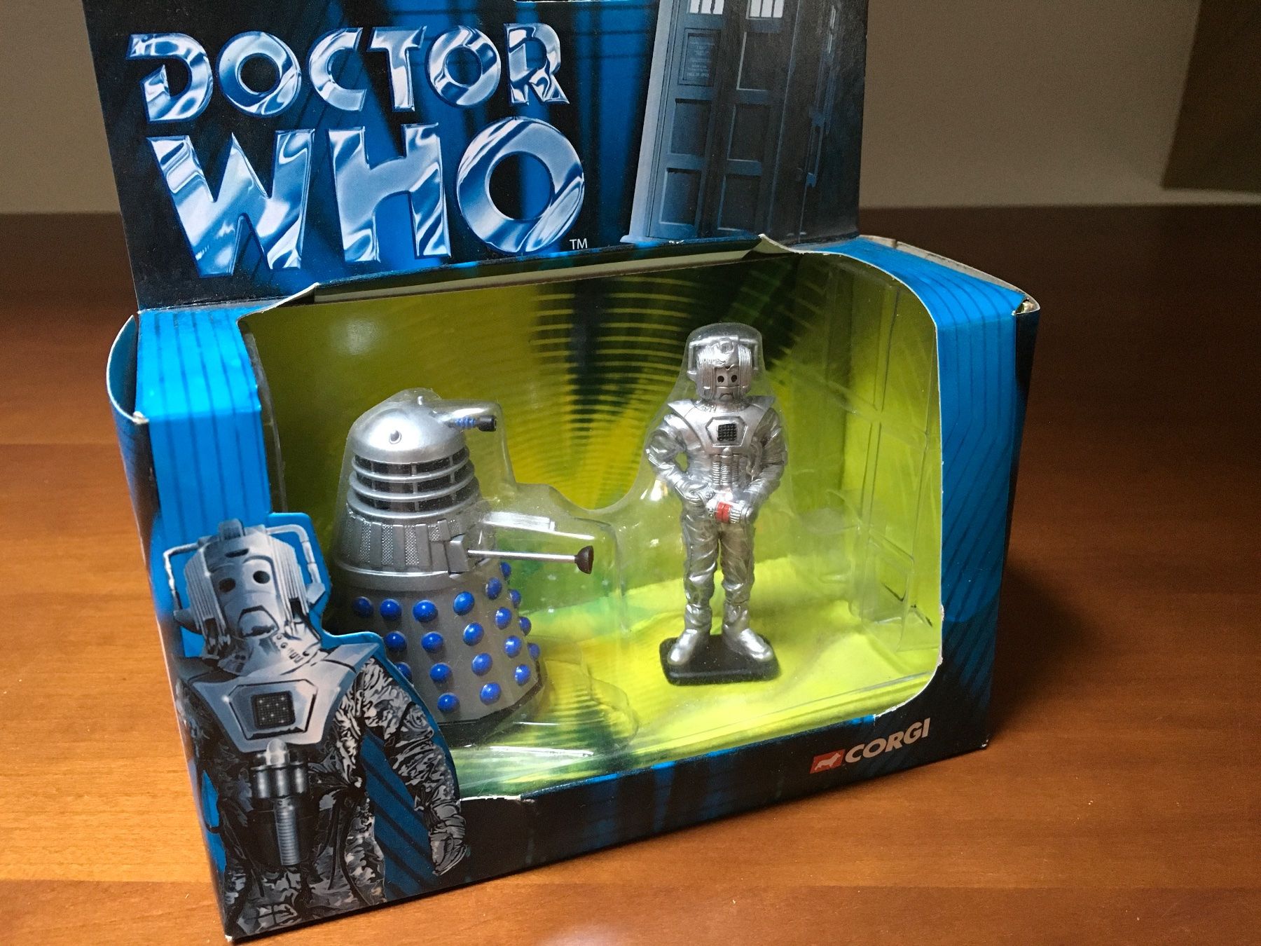 Statuette: Dalek & Cyberman Figuren Set - SELTEN - Corgi – Nuovo (secondo la descrizione) da Wohlen AG venduto da PrivatSammlung 1