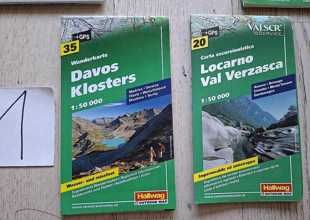Cartes géographiques & atlas: Wanderkarten neuwertig pro Stk – D'occasion à Uetendorf par Ladouce 2