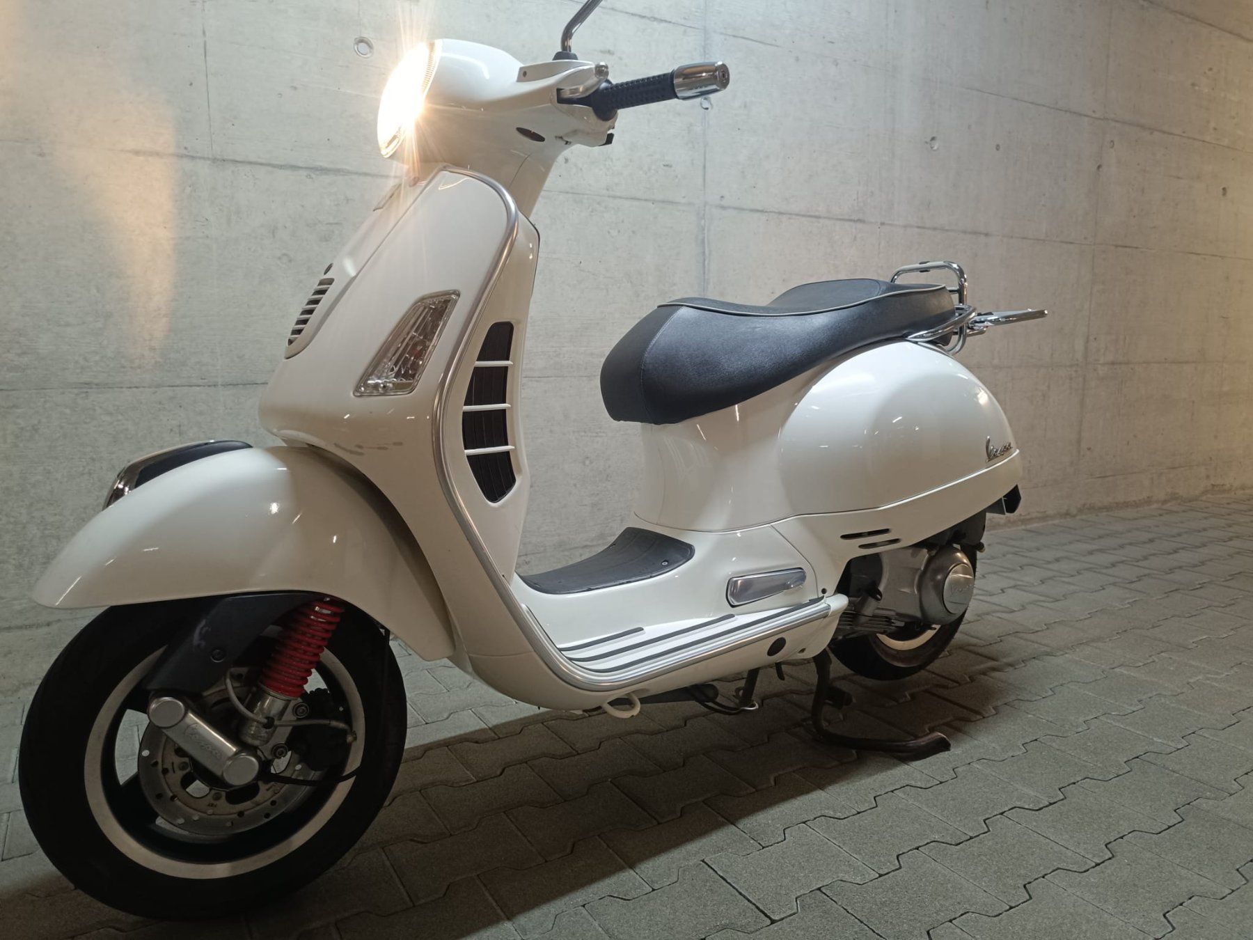 Vespa Scooter: Vespa GTS 300 Super letzte MFK 11/2025 – Usato da Reitnau venduto da kariah 5