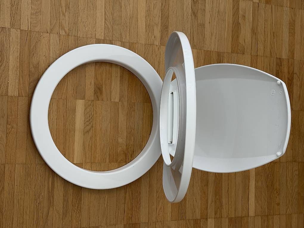 WC: Dometic Deckel für Toiletten – Gebraucht aus Holzhäusern ZG von mapasingue 1