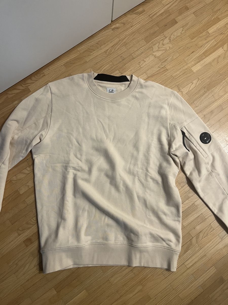CP Company Pullover & Sweatshirts: CP Company Pullover Creme  – Gebraucht aus St. Gallen von elli18