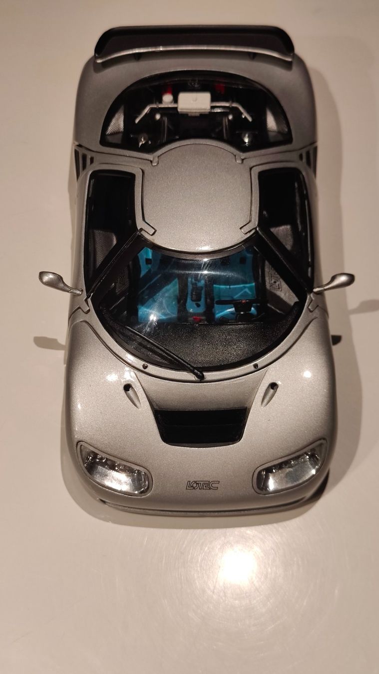 Modellini d'auto: Lotec Sirius Maxi Car 1:18 silber – Nuovo (secondo la descrizione) da Alpnach Dorf venduto da Rrducati 1