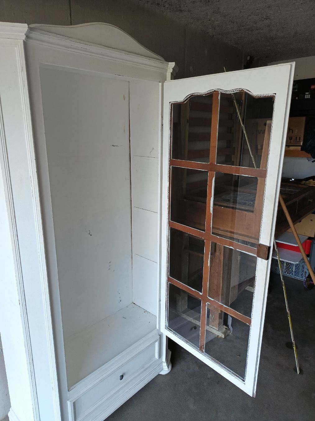 Vitrinen: Vitrine  – Gebraucht aus Speicherschwendi von papaheyer 2