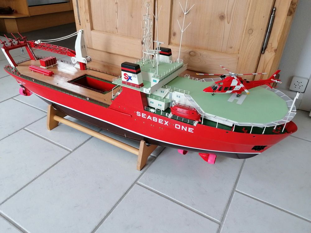 Seabex one graupner store ship model